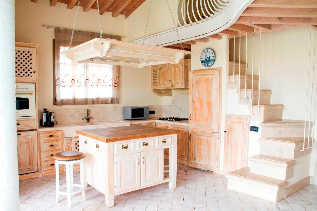 Agriturismo Gualdo Del Re 수베레토 외부 사진